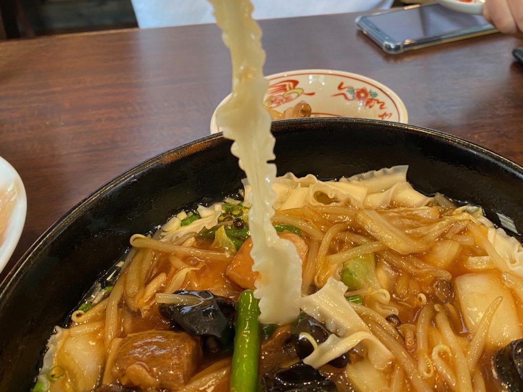 東洋軒　刀削麺